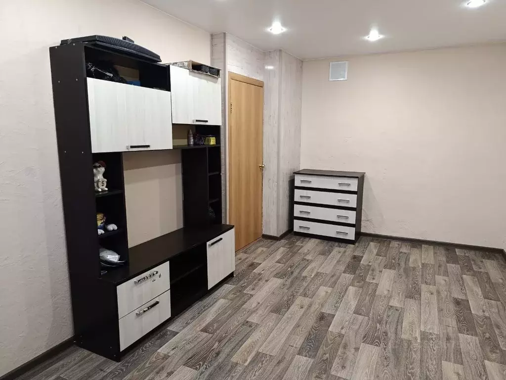 2-к кв. Омская область, Омск Городок Нефтяников мкр, ул. ... - Фото 1