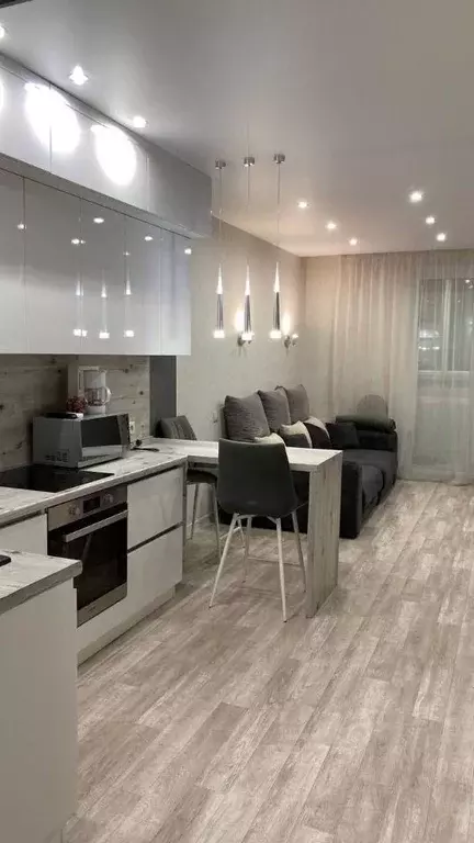 Студия Тюменская область, Тюмень ул. Раушана Абдуллина, 6 (28.8 м) - Фото 1