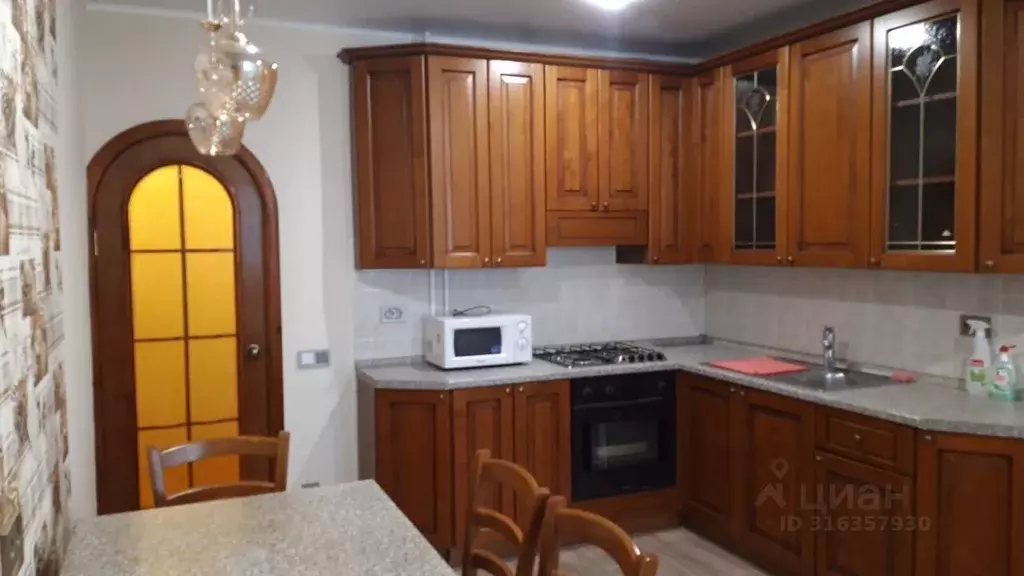 3-к кв. Калужская область, Калуга ул. Воронина, 11 (94.0 м) - Фото 0