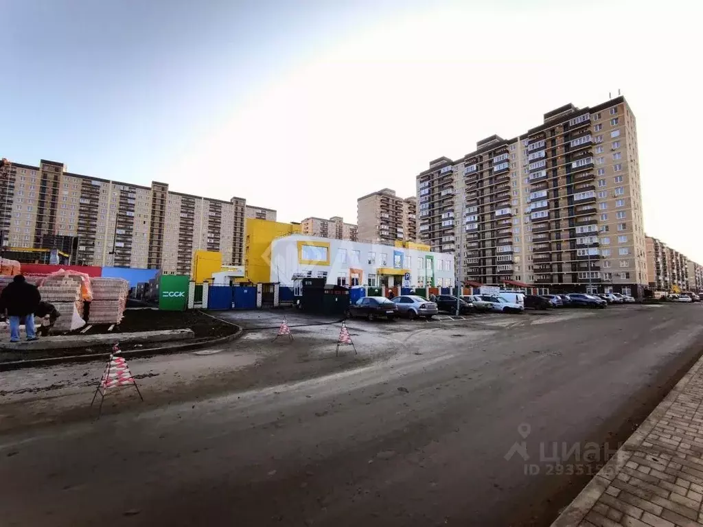 Торговая площадь в Краснодарский край, Краснодар ул. Летчика ... - Фото 0