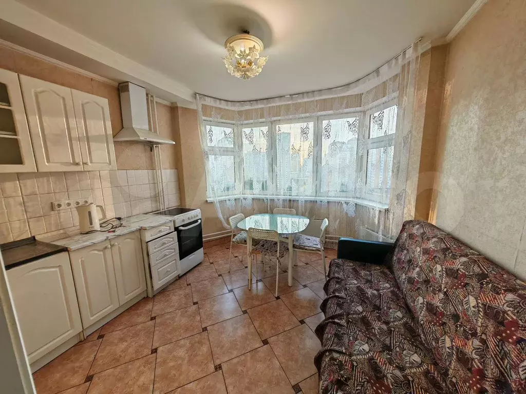 3-к. квартира, 80 м, 12/17 эт. - Фото 0