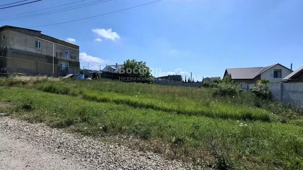 Участок в Крым, Феодосия ул. Челнокова (6.0 сот.) - Фото 1