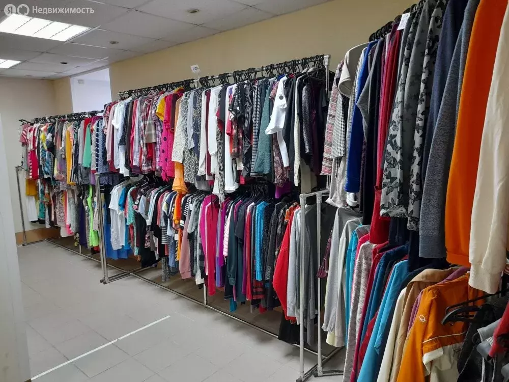 Торговая площадь (244.2 м) - Фото 1