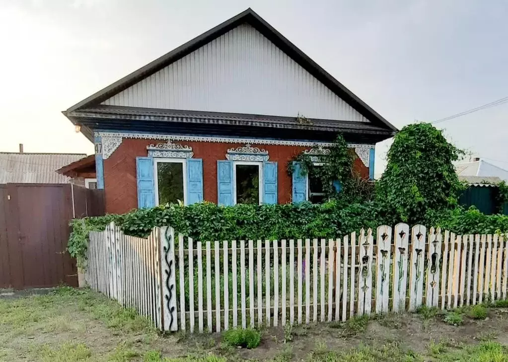 дом в хакасия, черногорск пригородная ул, 47 (65 м) - Фото 0