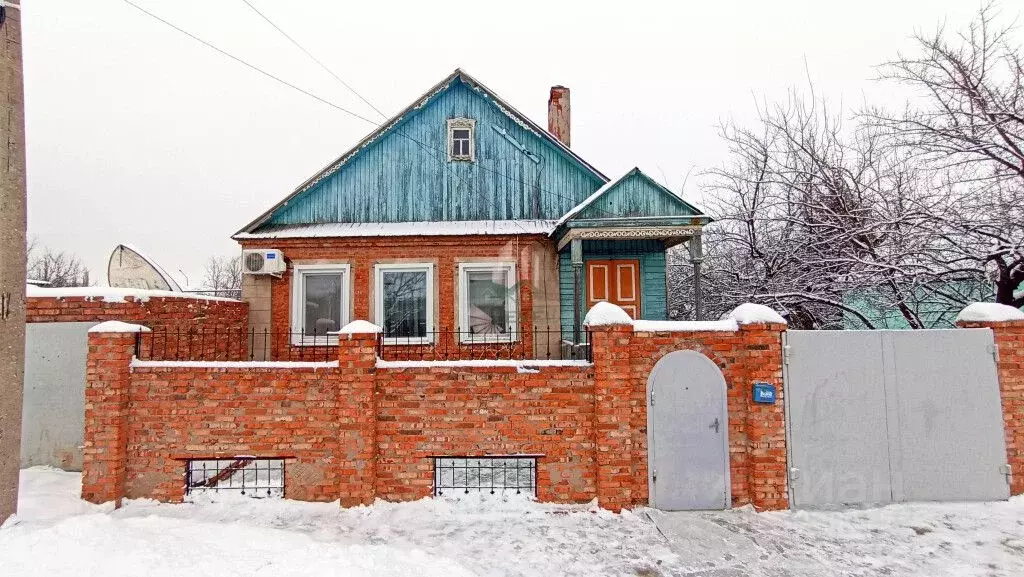 Дом в Саратовская область, Энгельс пос. Новое Осокорье, проезд 4-й ... - Фото 0