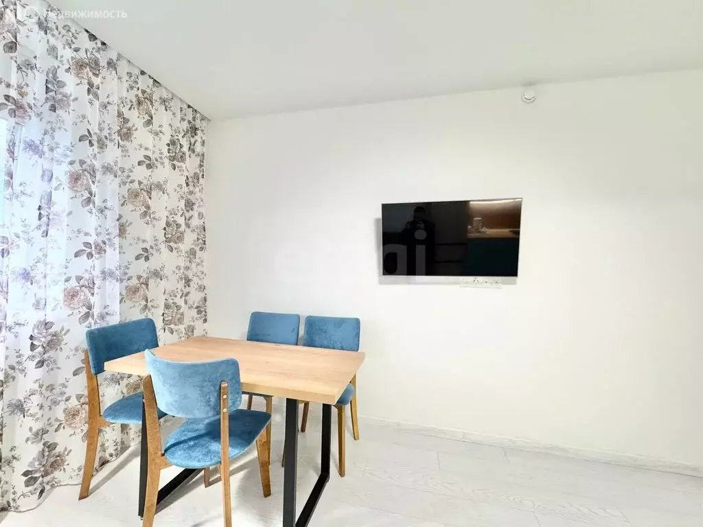 1-комнатная квартира: Тюмень, улица Ю.-Р.Г. Эрвье, 38 (44.2 м) - Фото 2