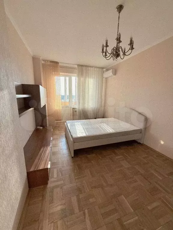 1-к. квартира, 40 м, 9/16 эт. - Фото 0