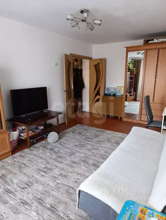 2-к кв. Бурятия, Улан-Удэ ул. Юного Коммунара, 3 (49.7 м) - Фото 0