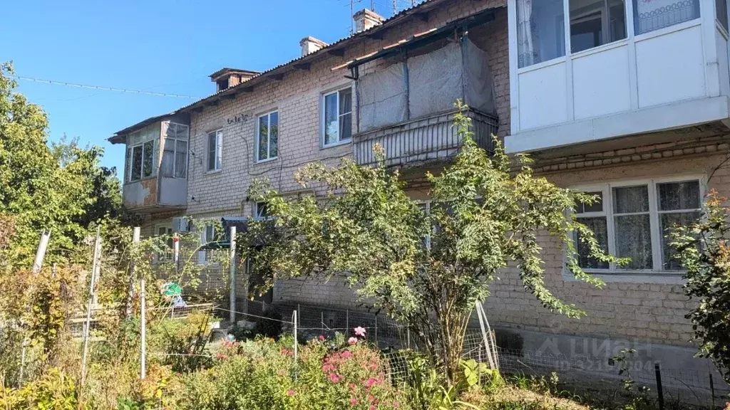 1-к кв. Краснодарский край, Абинский район, Ахтырское городское ... - Фото 1