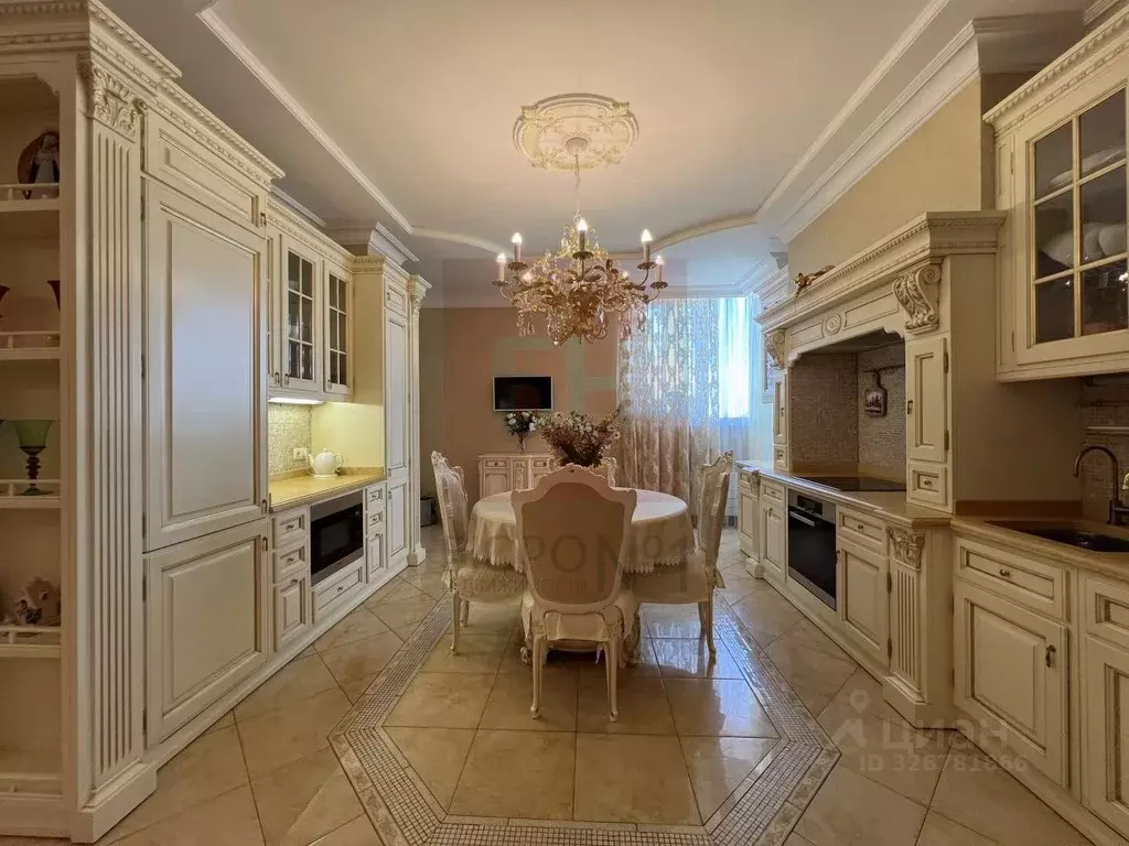 2-к кв. Свердловская область, Екатеринбург ул. Малышева, 71А (131.1 м) - Фото 1