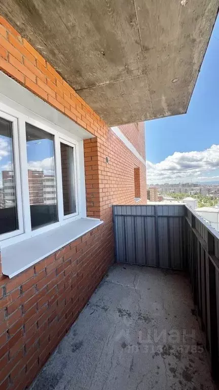 3-к кв. Бурятия, Улан-Удэ ул. Жердева, 42Бк1 (79.0 м) - Фото 0