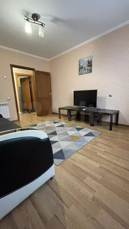 1-к. квартира, 40 м, 2/9 эт. - Фото 1