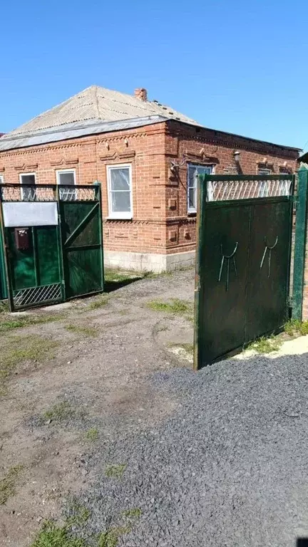 Дом в Ростовская область, Неклиновский район, Новобессергеневское ... - Фото 1