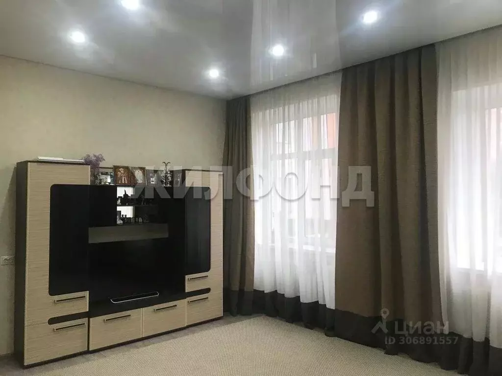 4-к кв. Хакасия, Абакан ул. Карла Маркса, 63 (105.0 м) - Фото 0