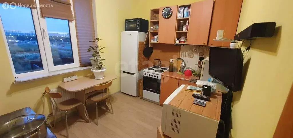 2-комнатная квартира: Новый Уренгой, проспект Губкина, 21А (58.8 м) - Фото 1