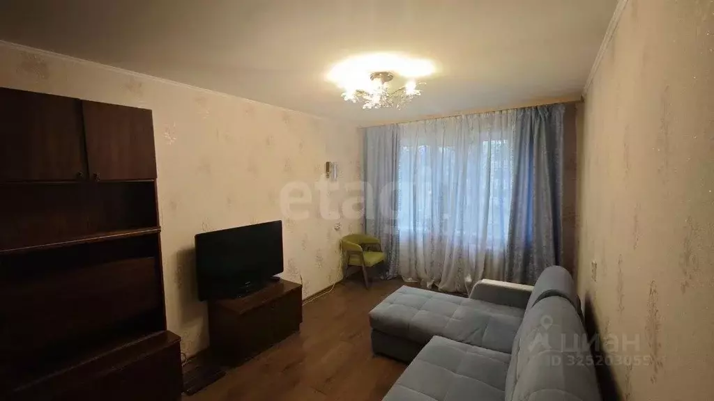 2-к кв. Ленинградская область, Кириши Молодежный бул., 13 (52.4 м) - Фото 1