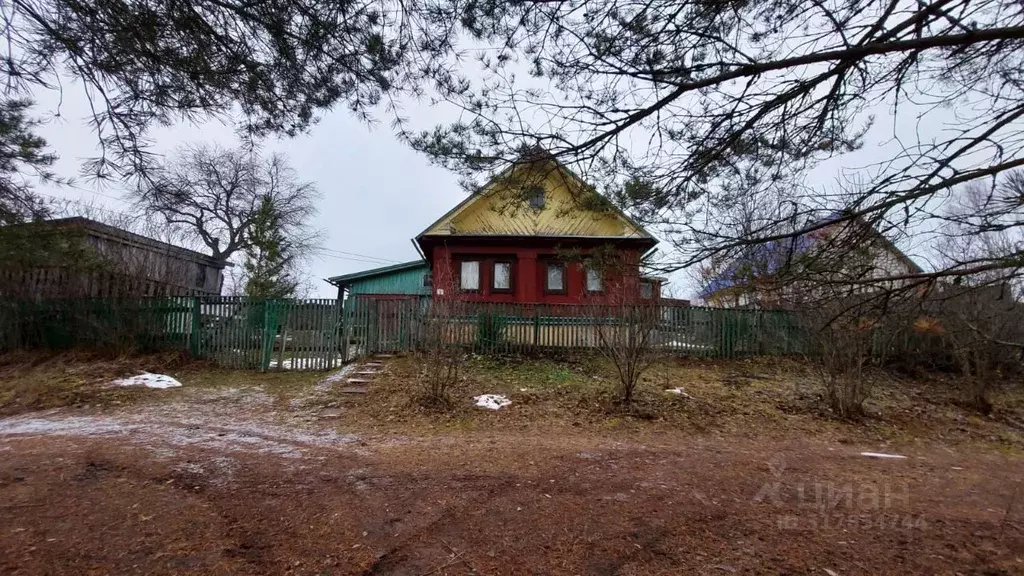 Дом в Кировская область, Кирово-Чепецкий район, с. Бурмакино ул. ... - Фото 1