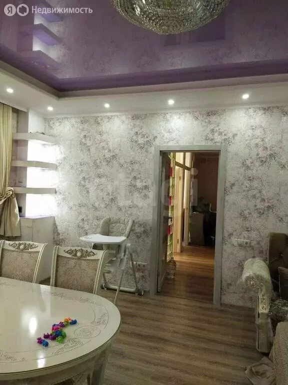 4-комнатная квартира: Октябрьский, Школьная улица, 1к2 (121 м) - Фото 1