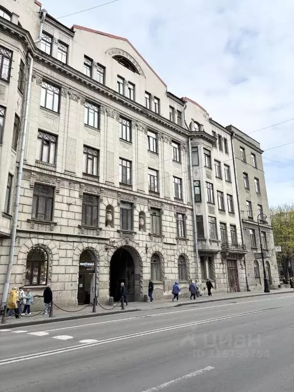 Комната Санкт-Петербург Каменноостровский просп., 27 (13.7 м) - Фото 1