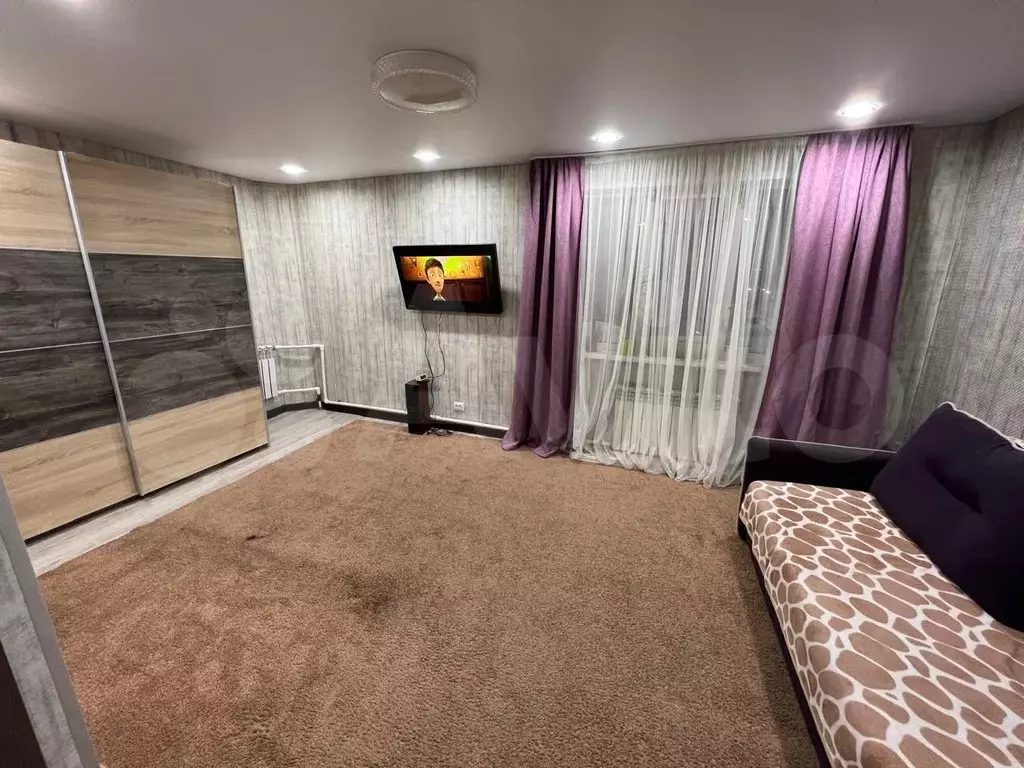 1-к. квартира, 31 м, 5/5 эт. - Фото 0
