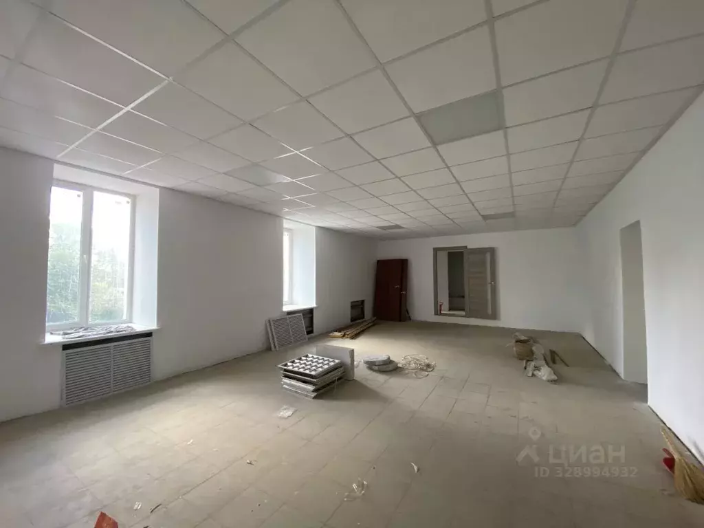 Помещение свободного назначения в Орловская область, Орел пл. Карла ... - Фото 2