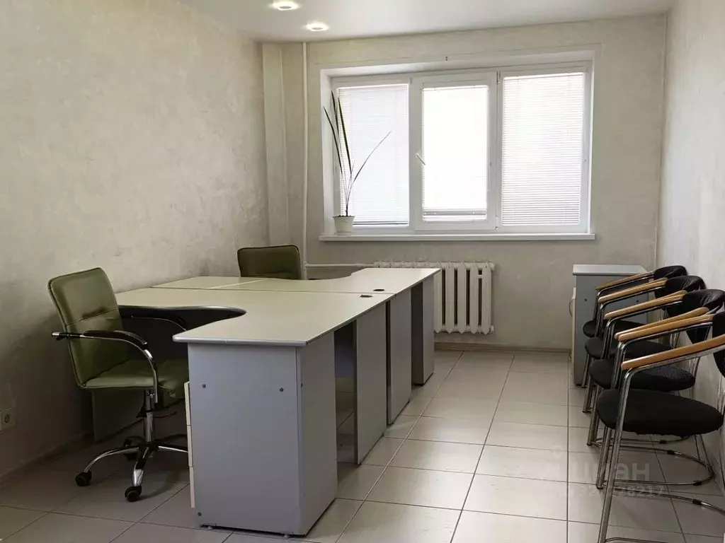 Офис в Чувашия, Чебоксары ул. Петрова, 6 (45 м) - Фото 1