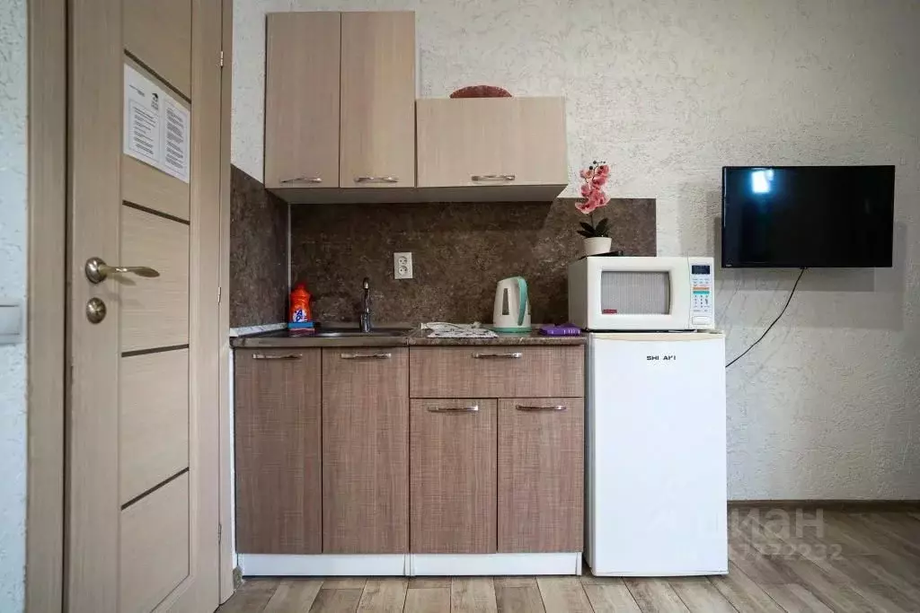 Комната Свердловская область, Екатеринбург пер. Связной, 17 (10.0 м) - Фото 1