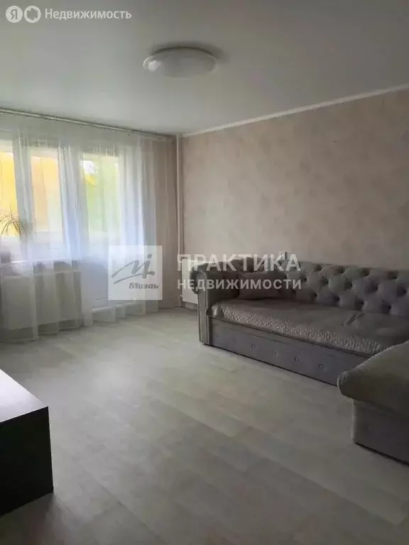 4-комнатная квартира: Нижнекамск, проспект Вахитова, 19А (74.8 м) - Фото 2