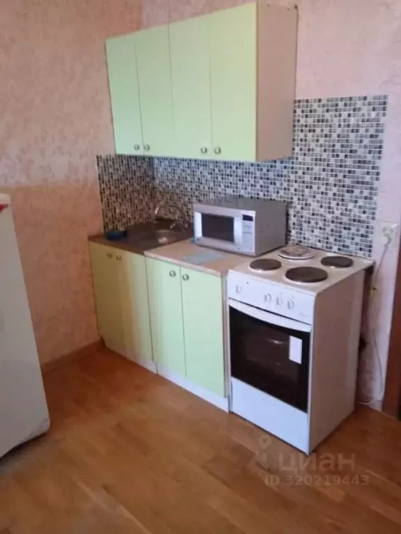Студия Кировская область, Киров Радужный мкр, ул. Мира, 10А (26.0 м) - Фото 0