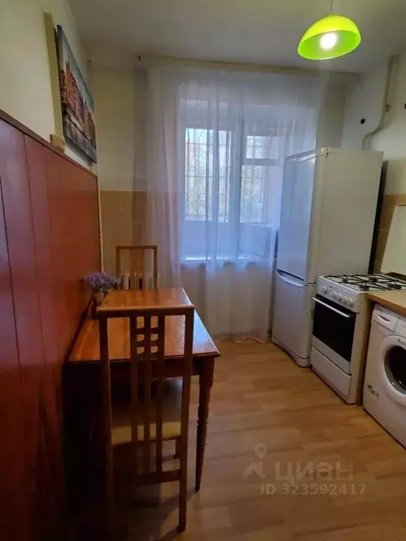 1-к кв. Свердловская область, Екатеринбург ул. Куйбышева, 76А (33.0 м) - Фото 2