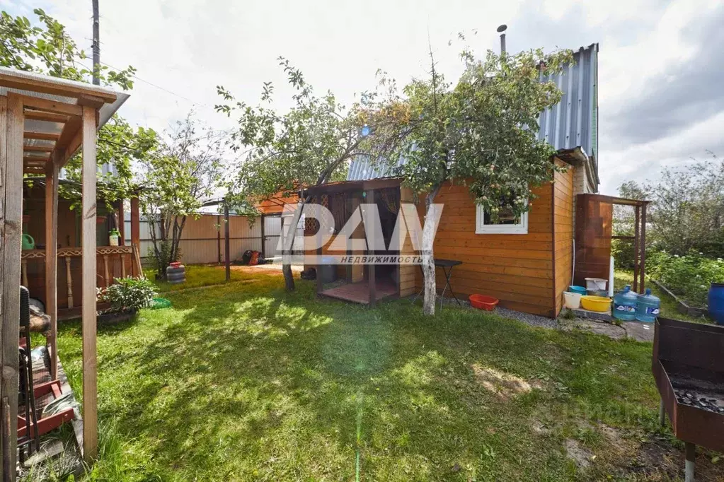 Дом в Челябинская область, Челябинск пл. Революции (30 м) - Фото 1