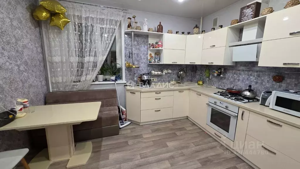 3-к кв. Владимирская область, Владимир ул. Труда, 6 (74.2 м) - Фото 2