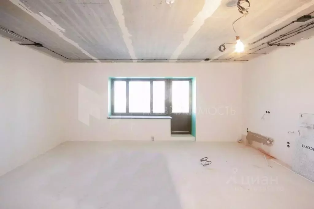 3-к кв. Тюменская область, Тюмень Харьковская ул., 64 (129.6 м) - Фото 1