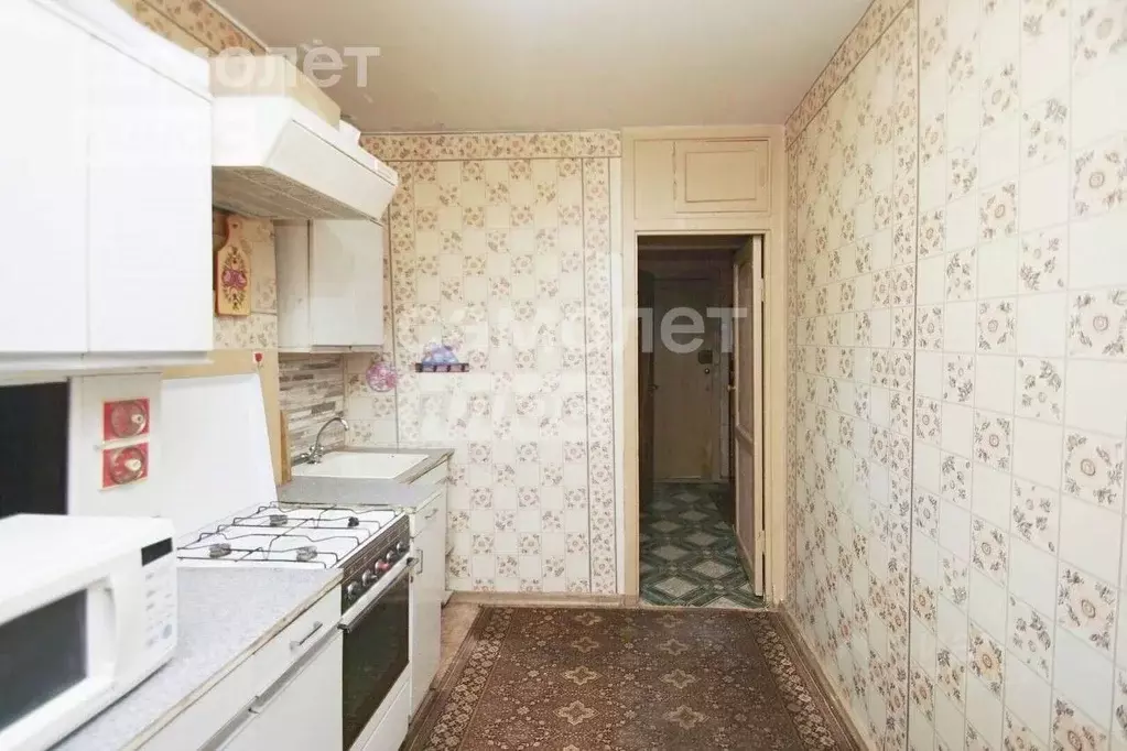 3-к кв. Омская область, Омск ул. Калинина, 11 (61.0 м) - Фото 2