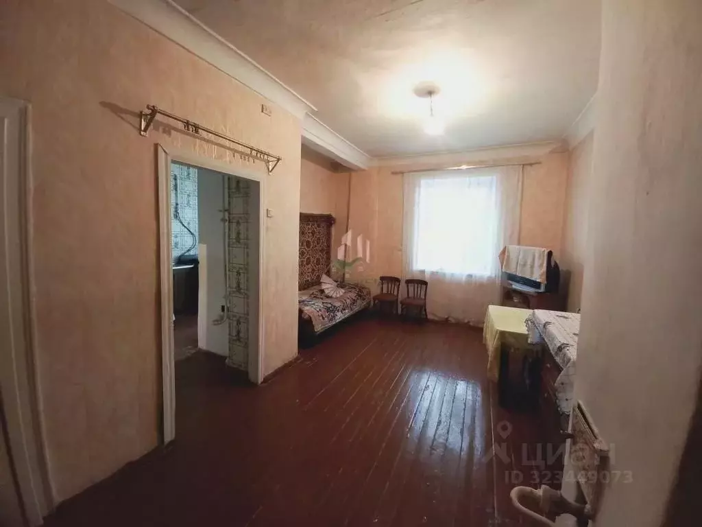 1-к кв. Саратовская область, Красный Октябрь рп ул. Нефтяников, 37 ... - Фото 2