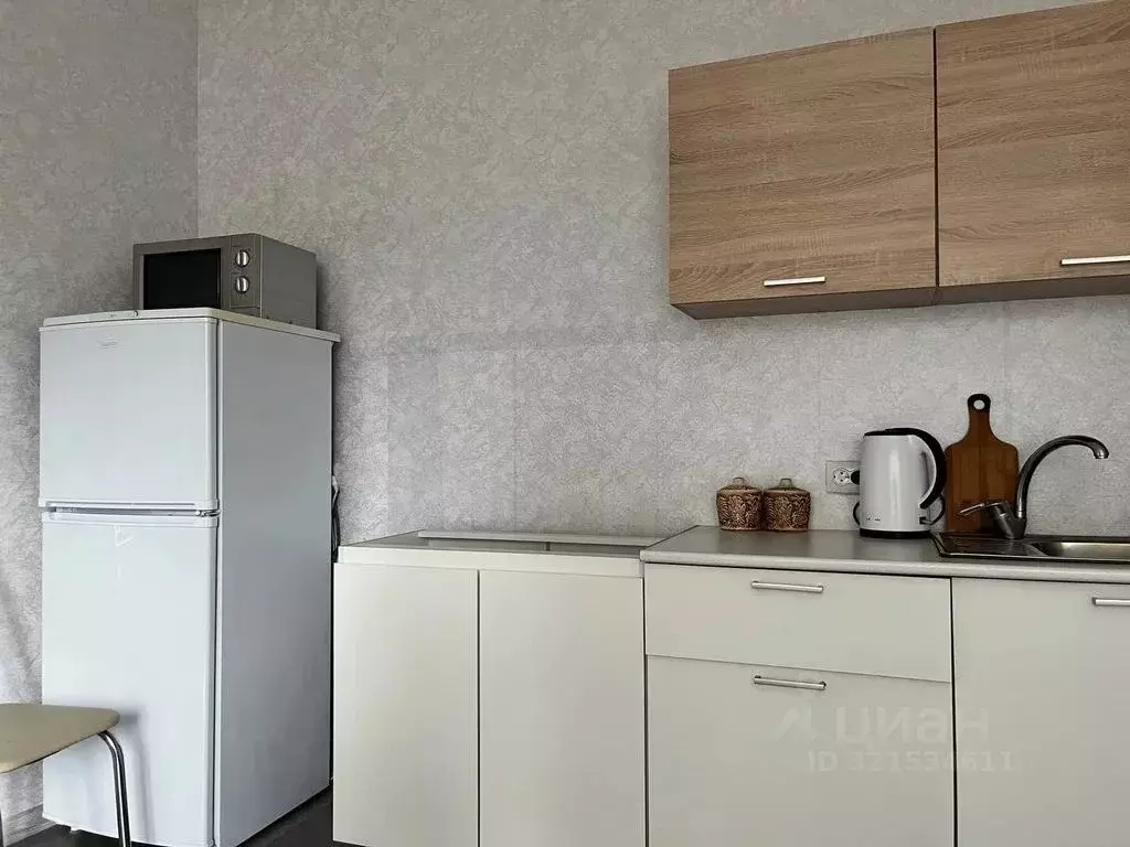 1-к кв. Хакасия, Абакан ул. Комарова, 7А (55.0 м) - Фото 1