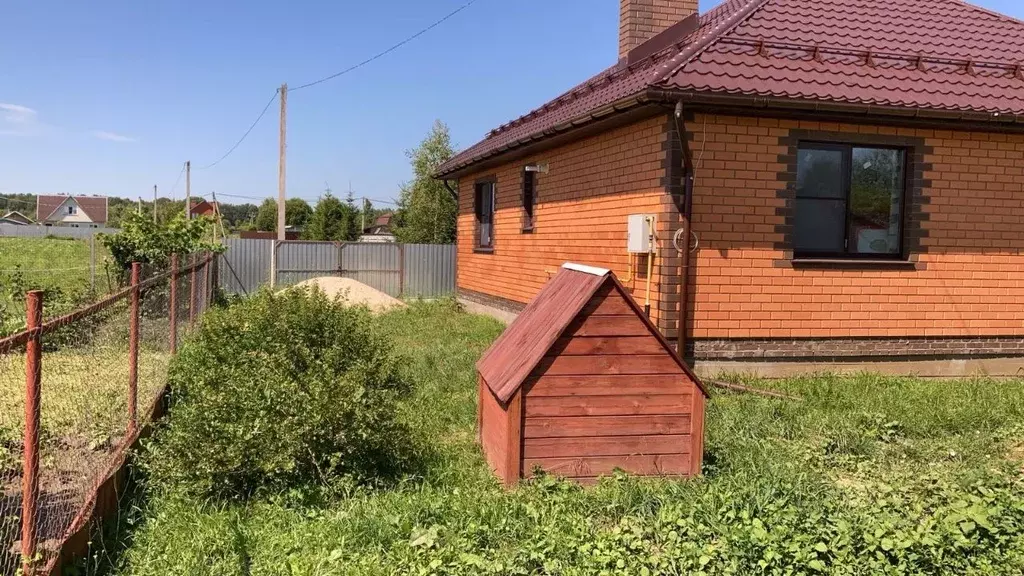 Дом в Калужская область, Перемышльский район, Большие Козлы с/пос, д. ... - Фото 0