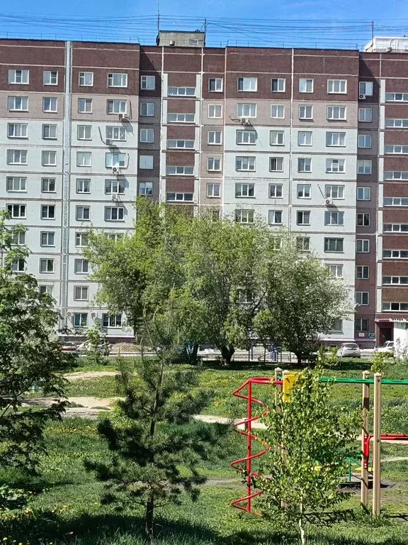 1-к. квартира, 38 м, 8/10 эт. - Фото 0