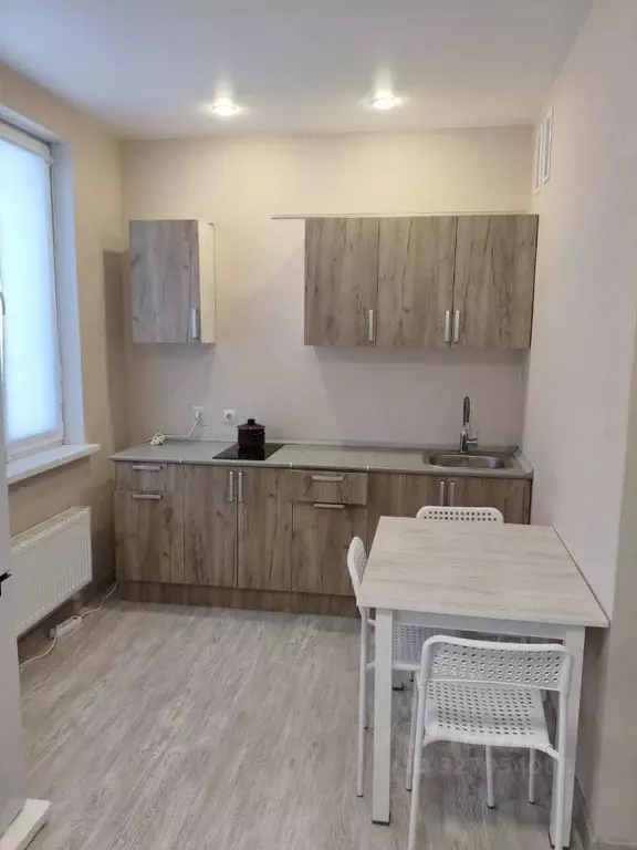 Студия Тюменская область, Тюмень ул. Тамары Сатюковой, 18 (33.9 м) - Фото 1