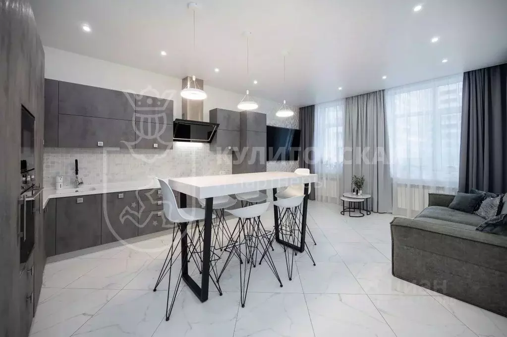 3-к кв. Свердловская область, Екатеринбург ул. Гоголя, 57 (93.3 м) - Фото 2