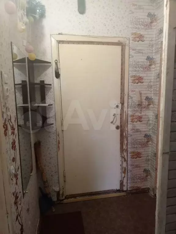 4-к. квартира, 36 м, 4/9 эт. - Фото 0