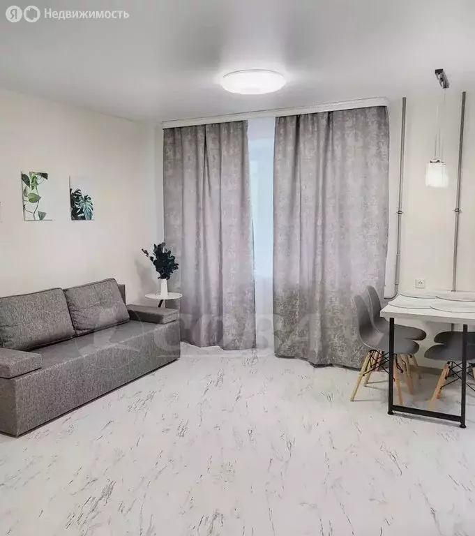 1-комнатная квартира: Тюмень, улица Республики, 171 (30 м) - Фото 1
