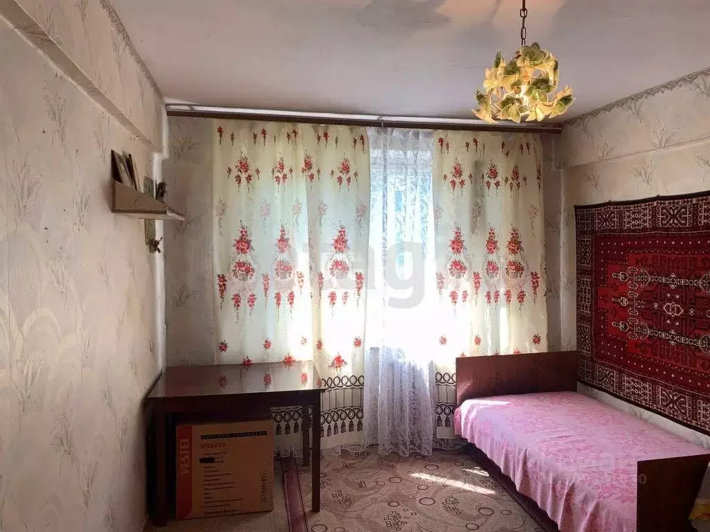 2-к кв. Брянская область, Карачев ул. Горького, 4 (49.9 м) - Фото 1