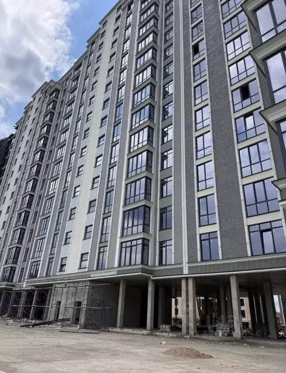 3-к кв. Кабардино-Балкария, Нальчик ул. Героя России Т.М. Тамазова, ... - Фото 0