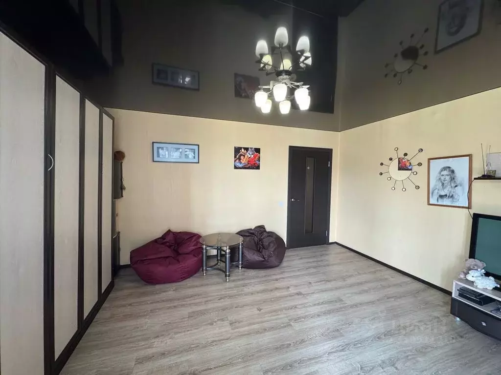 1-к кв. Свердловская область, Екатеринбург ул. Таватуйская, 8 (43.0 м) - Фото 0