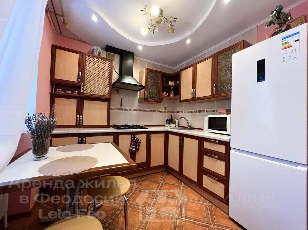 1-к кв. Крым, Феодосия ул. Федько, 20 (32.0 м) - Фото 1