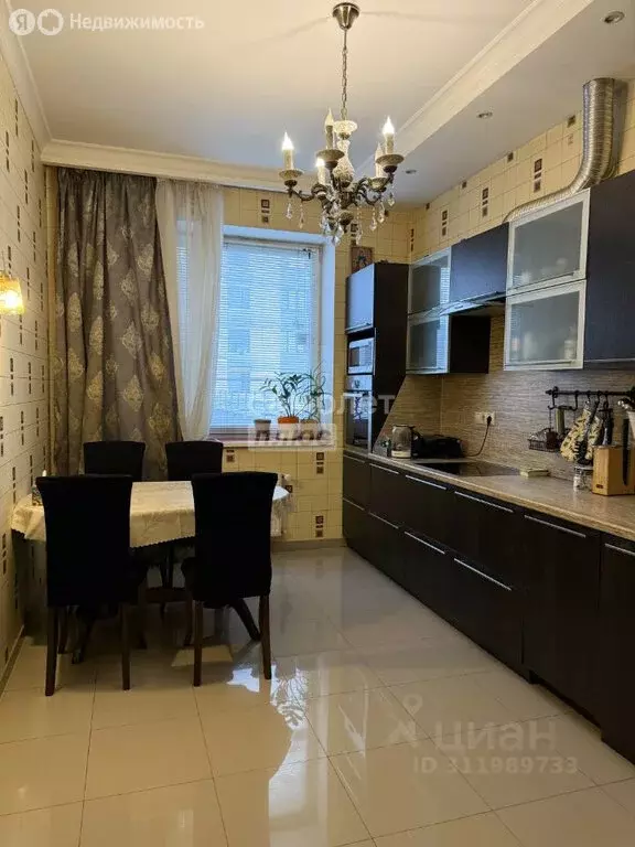 3-комнатная квартира: посёлок городского типа Бутово, жилой комплекс ... - Фото 2