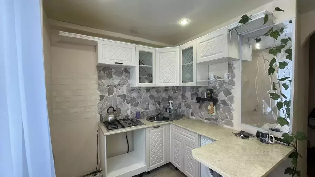 2-к кв. Коми, Сыктывкар ул. Комарова, 5 (36.8 м) - Фото 1