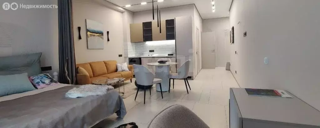 Квартира-студия: Ялта, Московская улица, 15к4 (46.5 м) - Фото 1