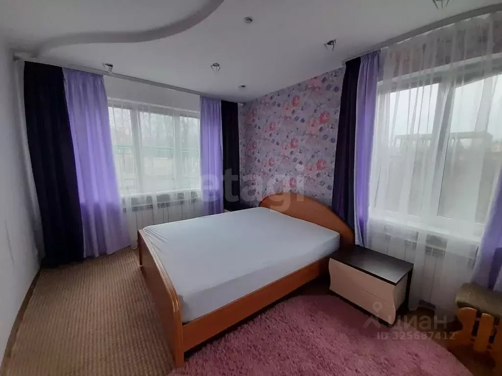 Дом в Ставропольский край, Ставрополь № 8 мкр, ул. Абрамовой, 26 (75 ... - Фото 1